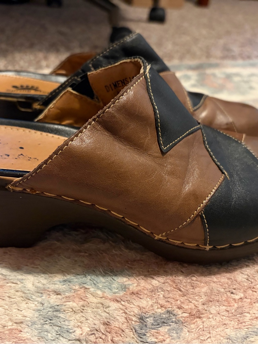 Spring Step Clogs - Picture 3 of 5